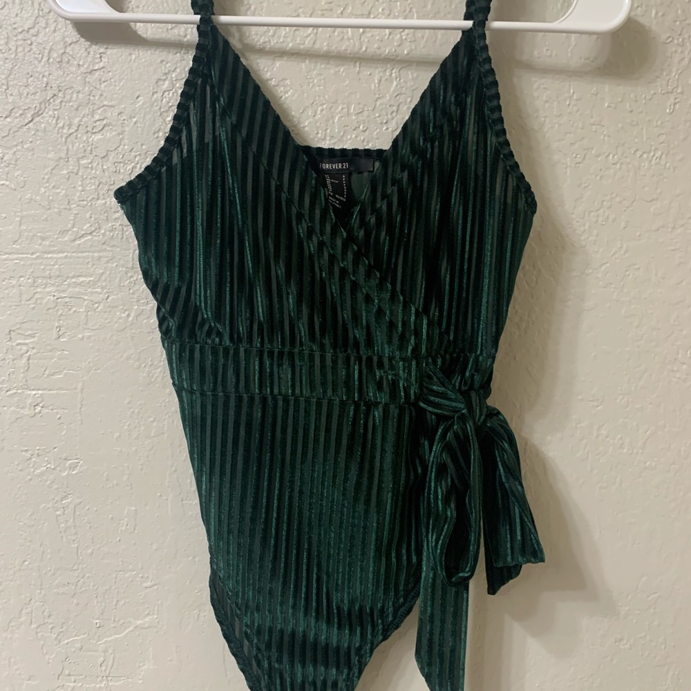 Women’s Emerald knit bodysuit with front side tye. Forever 21. New with tags.